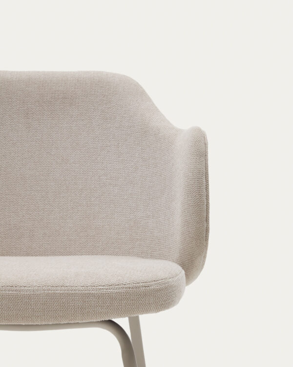Chaise Yunia beige avec pieds en acier