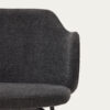 Chaise Yunia gris foncé avec pieds en acier