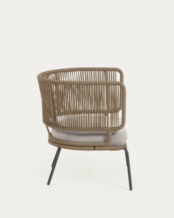 Fauteuil Nadin en corde beige et pieds en acier
