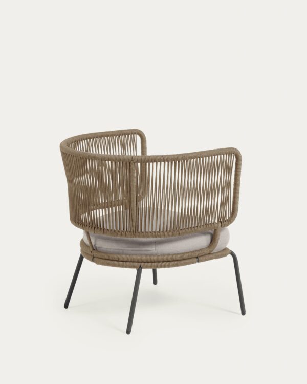 Fauteuil Nadin en corde beige et pieds en acier